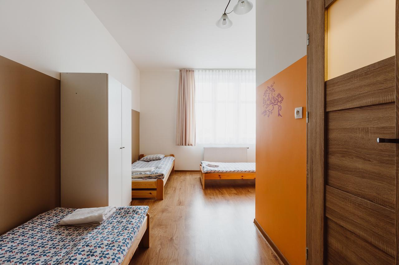 Hostel Tara Cracovia Exterior foto